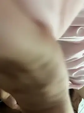 Snapshot of duyenem2k chatting on March 17, 1:30 am duyenem2k online show from March 17, 1:30 am