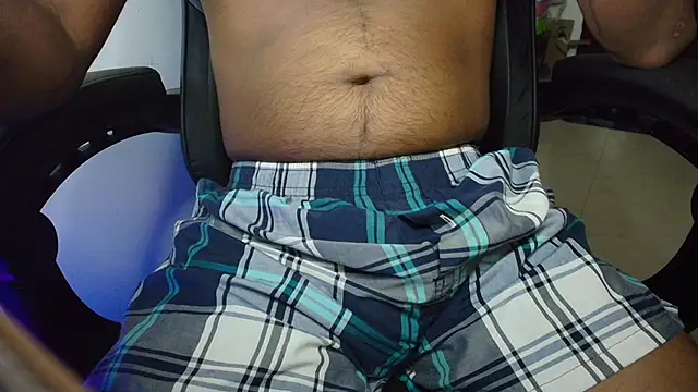 KneelForAlpha online show from February 16, 5:55 pm