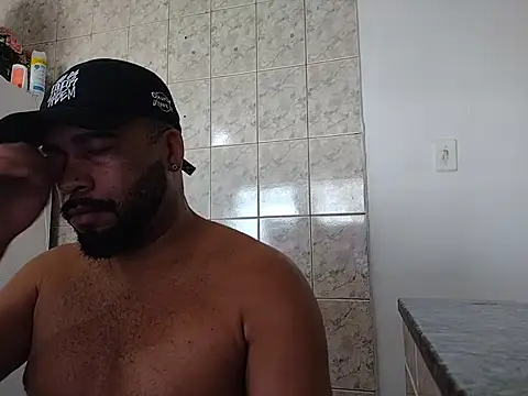 Snapshot of saintmorenobrag chatting on January 8, 12:33 pm saintmorenobrag online show from January 8, 12:33 pm