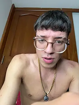 ArthurDavies  online show from March 11, 9:14 am