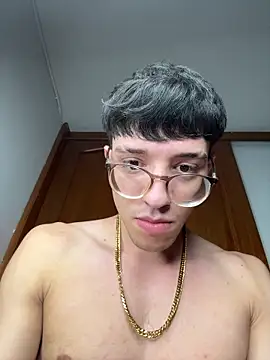 Snapshot of ArthurDavies_ chatting on February 26, 8:36 am ArthurDavies online show from February 26, 8:36 am