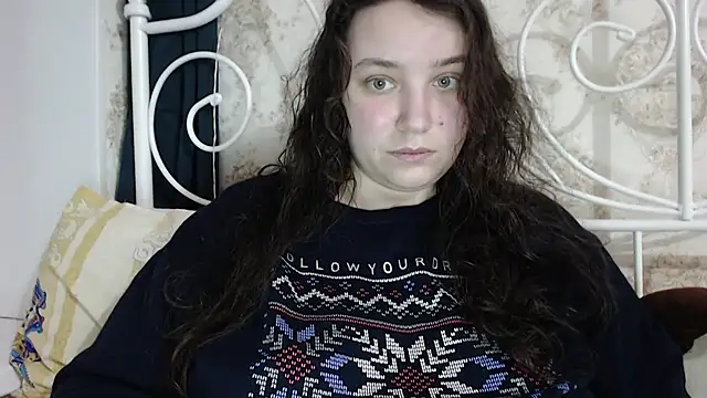 AmazingAllice online show from February 8, 2:59 pm