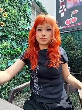 Sienna Desiree online show from February 8, 5:54 pm