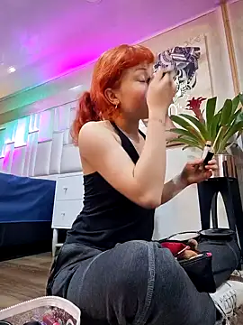 Sienna Desiree online show from February 2, 2:32 am