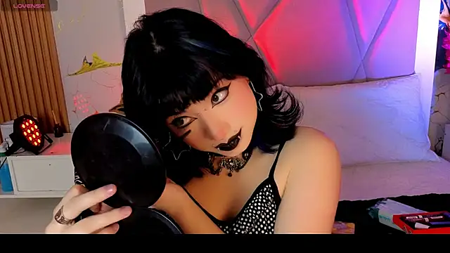 Snapshot of Sienna_Desiree chatting on April 30, 2:57 pm Sienna Desiree online show from April 30, 2:57 pm
