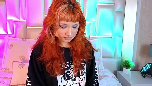 Sienna Desiree online show from February 11, 12:27 pm