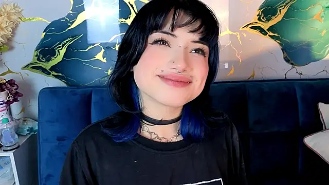 Snapshot of Sienna_Desiree chatting on May 11, 4:59 pm Sienna Desiree online show from May 11, 4:59 pm