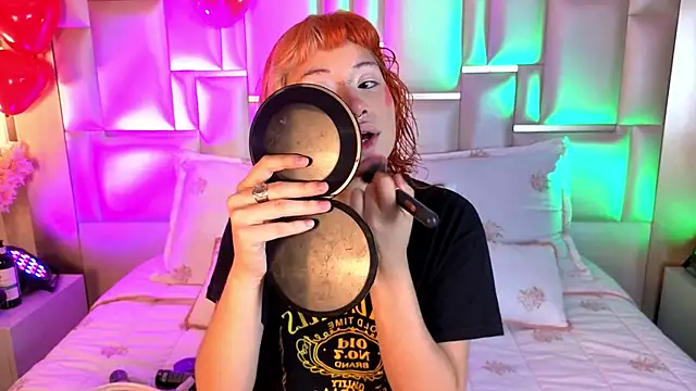 Sienna Desiree online show from February 12, 1:00 pm