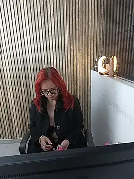 MarianaMonsalve  online show from February 6, 4:08 am