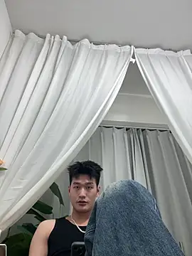 nanda108520 online show from April 3, 1:28 pm