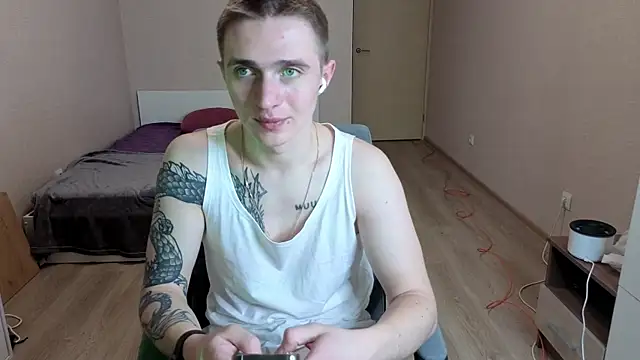 LEO  MILLER online show from April 13, 10:36 pm