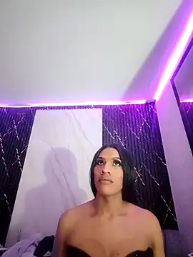 Isis Hot   online show from March 2, 7:59 am