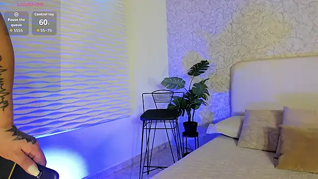 GabiSaenz  online show from February 21, 11:23 am