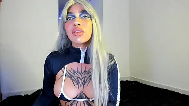 Ashnikko   online show from January 14, 4:38 am