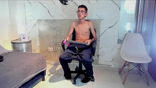 asher lux online show from March 20, 7:37 pm