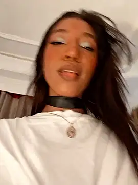 DAMMLEYLA online show from January 16, 5:44 am