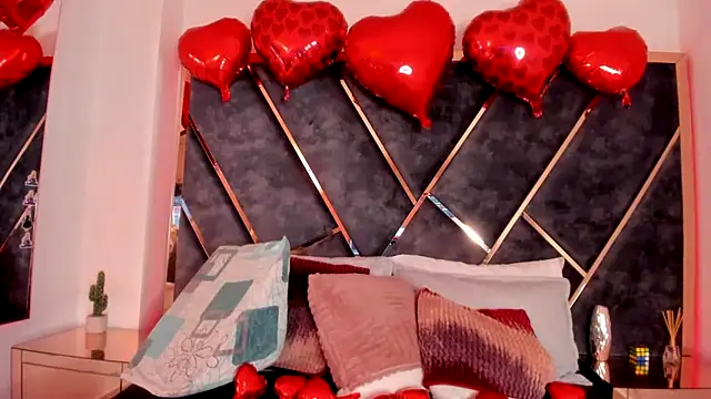 Chloe Connor online show from February 14, 4:45 am