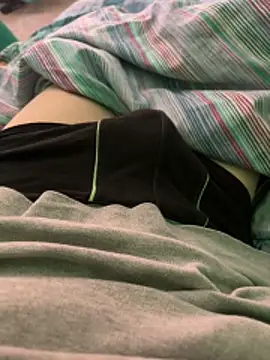 Snapshot of sexyschiavo chatting on May 1, 1:27 pm sexyschiavo online show from May 1, 1:27 pm