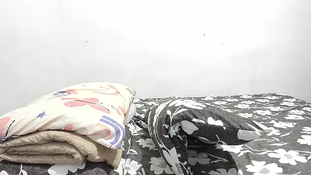 franyeli 9 online show from March 11, 1:10 am