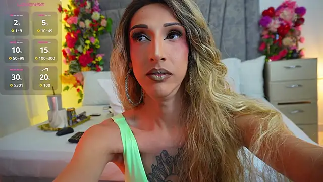 xkassandraxx online show from February 20, 3:25 am