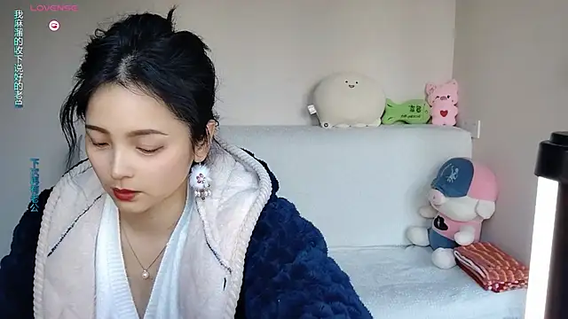 -J-o-y- online show from January 8, 1:44 am