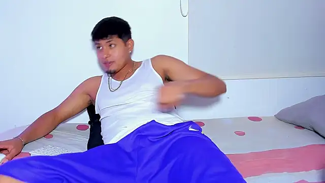 Bela and Dominicck online show from January 9, 8:49 pm