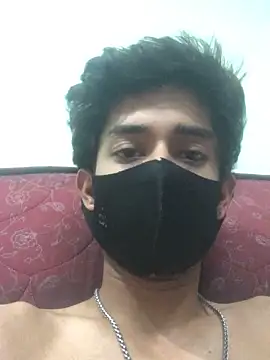 Snapshot of karan72819 chatting on March 15, 12:34 pm karan72819 online show from March 15, 12:34 pm