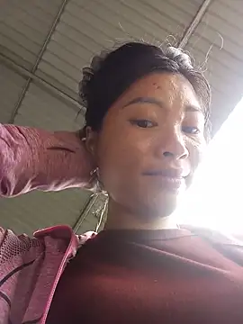 Snapshot of Hiniyk2 chatting on June 20, 1:54 am Hiniyk2 online show from June 20, 1:54 am