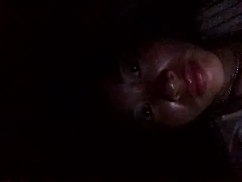 Snapshot of Hiniyk2 chatting on June 20, 8:36 pm Hiniyk2 online show from June 20, 8:36 pm