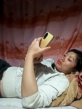 Hiniyk2 online show from March 19, 1:00 pm