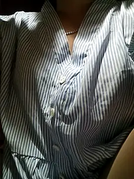 Hiniyk2 online show from April 15, 1:37 pm