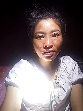 Snapshot of Hiniyk2 chatting on June 17, 12:54 am Hiniyk2 online show from June 17, 12:54 am