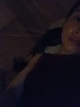 Snapshot of Hiniyk2 chatting on June 8, 3:23 pm Hiniyk2 online show from June 8, 3:23 pm