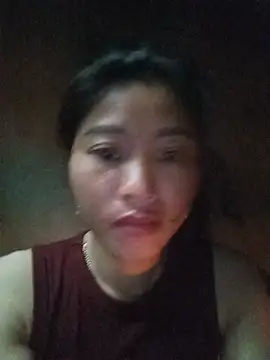 Snapshot of Hiniyk2 chatting on June 9, 10:44 pm Hiniyk2 online show from June 9, 10:44 pm