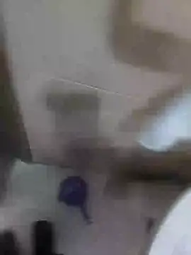 Snapshot of lhow chatting on February 26, 2:33 am lhow online show from February 26, 2:33 am