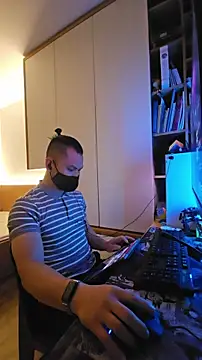 OnlyHand9x online show from February 21, 5:26 pm