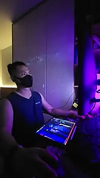 OnlyHand9x online show from March 29, 5:36 pm