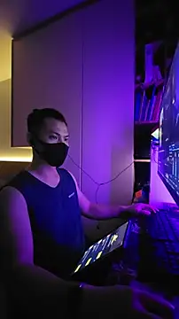 OnlyHand9x online show from April 4, 9:21 pm