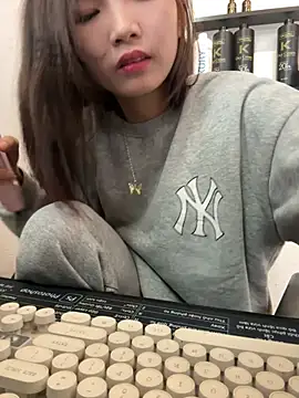 Navy Vina online show from February 4, 5:35 am