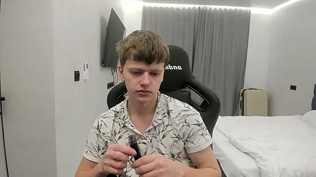 bonekoambalabu online show from February 7, 1:35 am