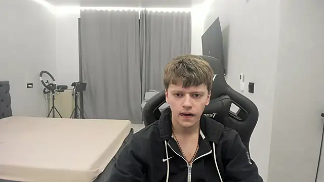 bonekoambalabu online show from February 19, 4:15 pm