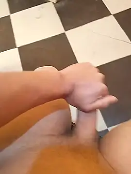 elalmy8890 online show from January 7, 11:59 am