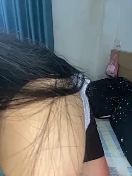 Linh DuongSexy online show from March 4, 6:10 am