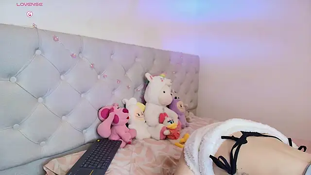 Diamond  cherry69 online show from March 20, 1:01 pm