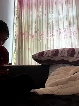 Faded pink online show from January 7, 3:55 am