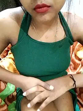 Snapshot of SUGAR_Mommii chatting on January 12, 10:33 am SUGAR Mommii online show from January 12, 10:33 am