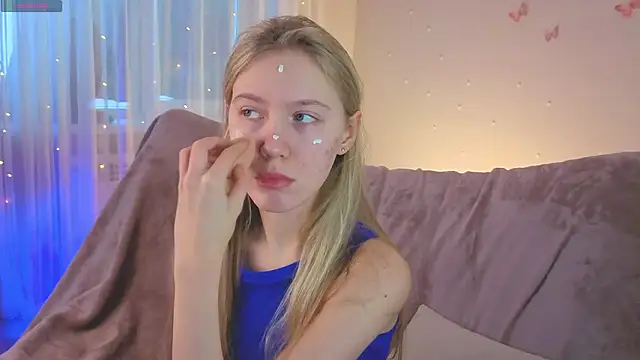 SirenThalassa online show from February 15, 7:31 am