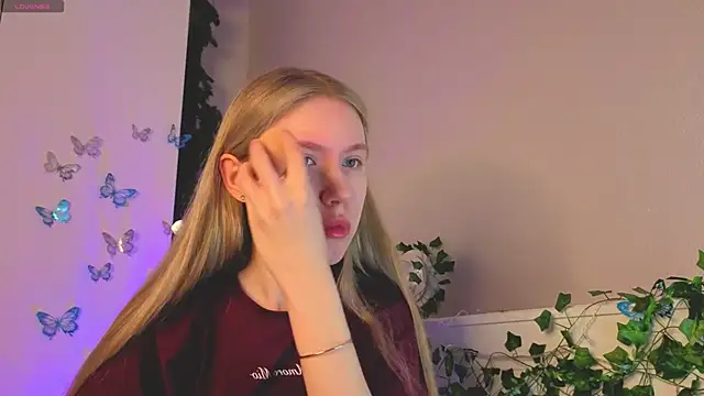 SirenThalassa online show from February 21, 7:10 am