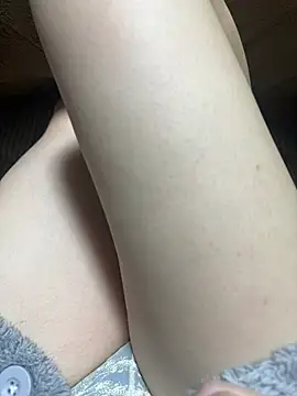 maonyan6 online show from March 8, 2:42 pm