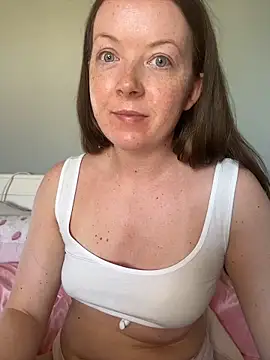 Nova-Vixen online show from May 27, 9:05 am